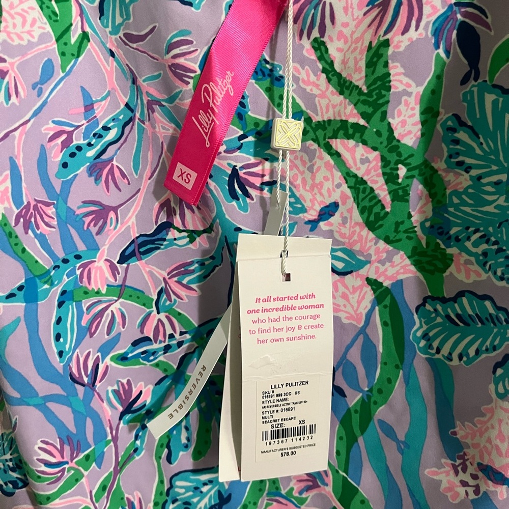 New Woman’s Luxletic Lily Pulitzer Reversible Active Tank XS Seacret Escape - Picture 3 of 6